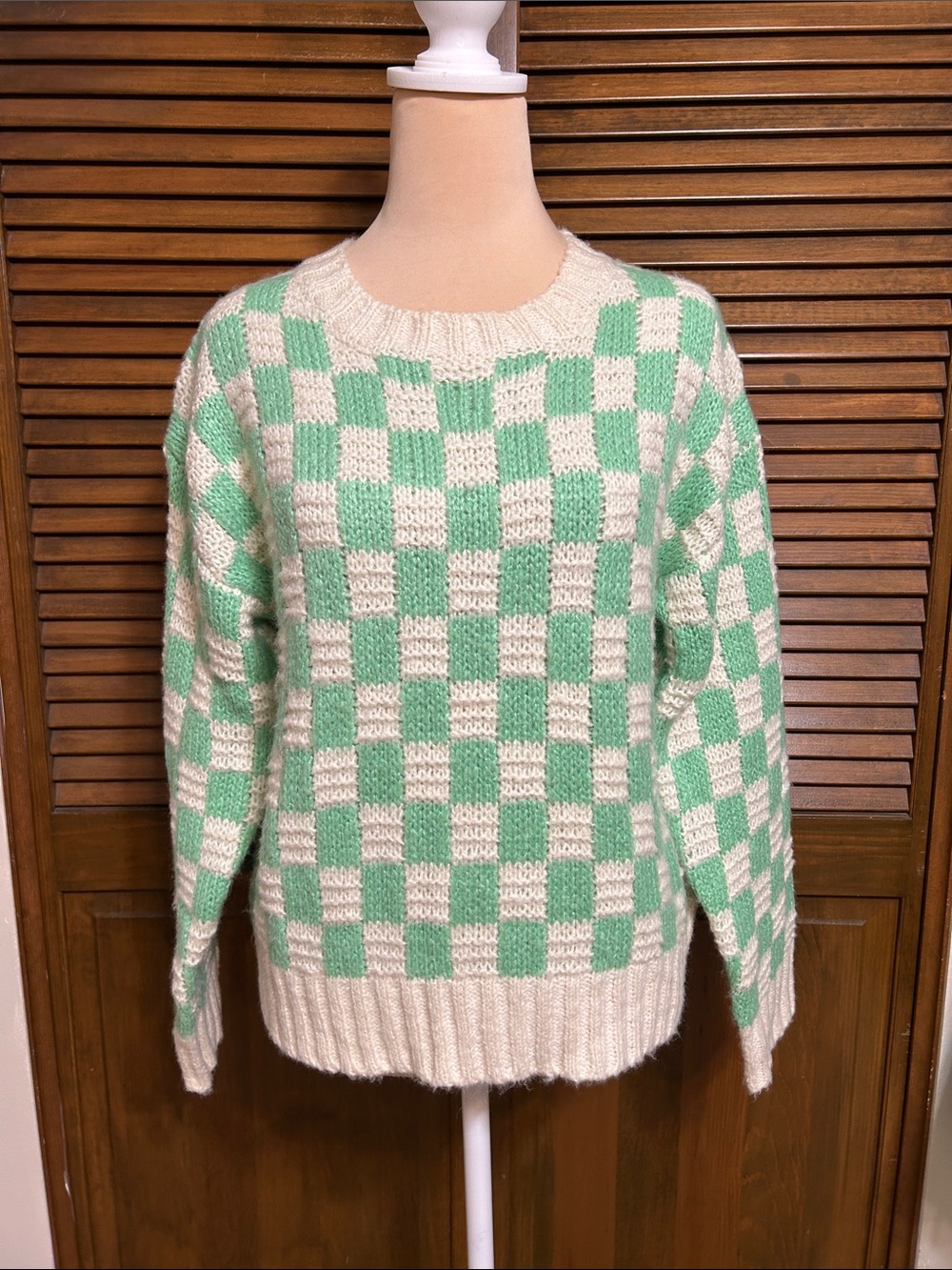 Fate Mint Green & Cream Checkerboard Pattern Crewneck Sweater Size S